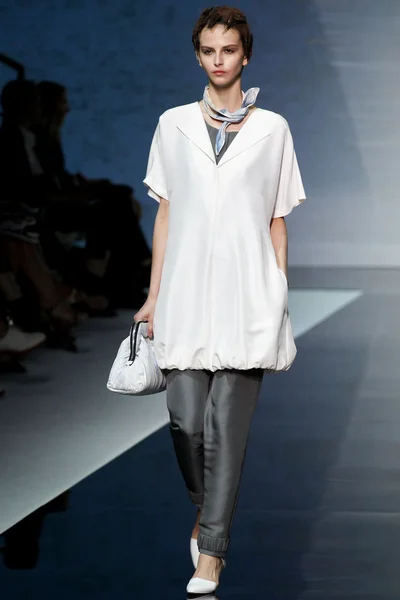 Look 8